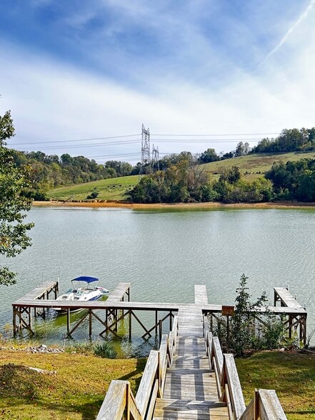 Building Photo - 563 Boring Chapel Rd