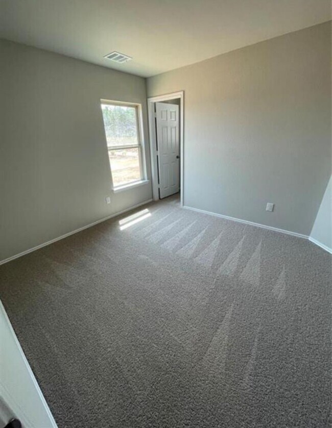 Building Photo - 25202 Pomegranate Pl