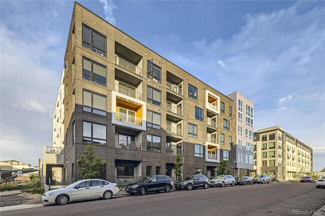 Building Photo - 1898 S Bannock St