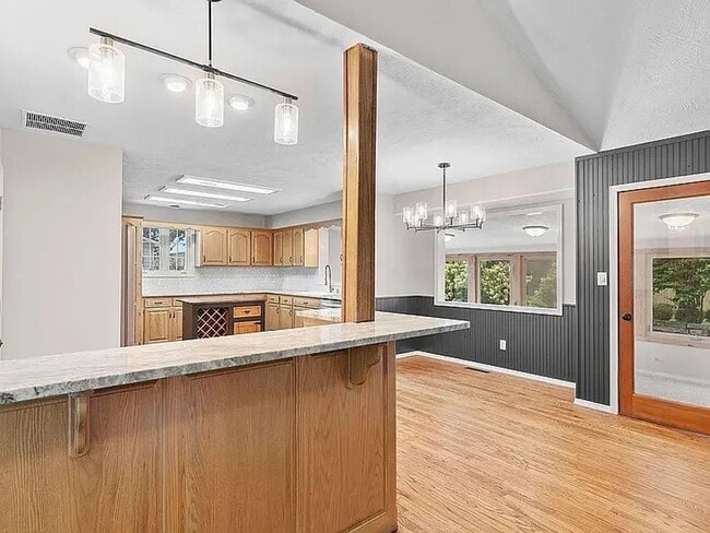 Building Photo - Your Dream Home Just Hit the Market – Don’t Miss Out!