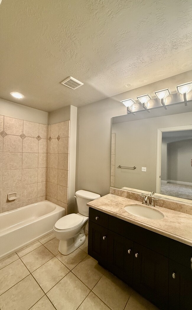 Building Photo - 2028 E 4500 S