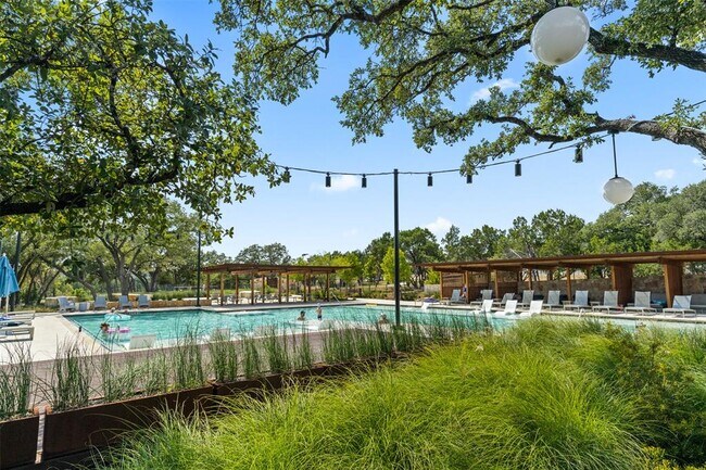 Building Photo - 432 Wolf Springs Rd