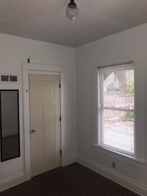 Building Photo - 1328 Mound St