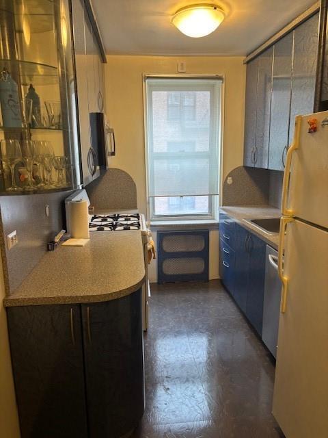 Building Photo - 2727 Ocean Pkwy