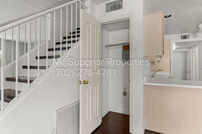 Building Photo - Henderson!! 3 Bedrooms!! 2 Car Garage!! Community Pool!! Spa!! Clubhouse!! Fitness Center
