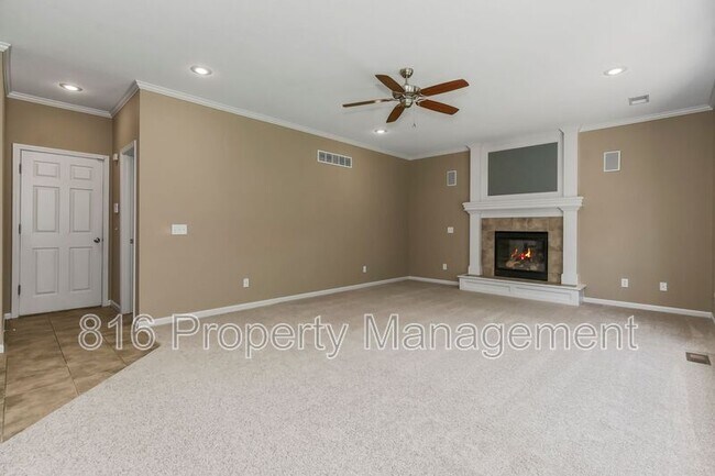 Building Photo - 701 Tomahawk Ct