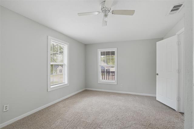 Building Photo - 507 E Heron St