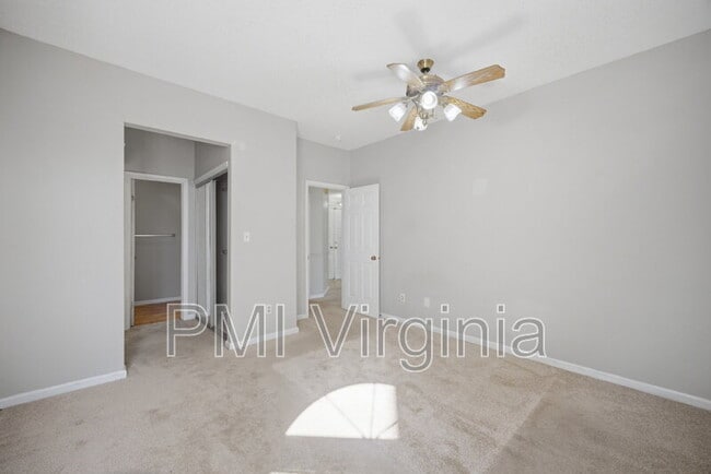Building Photo - 724 Harbor Springs Trail