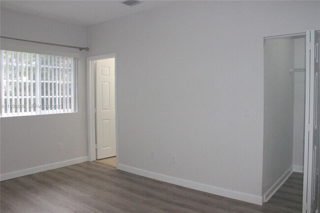 Building Photo - 3558 NW 29th Ct