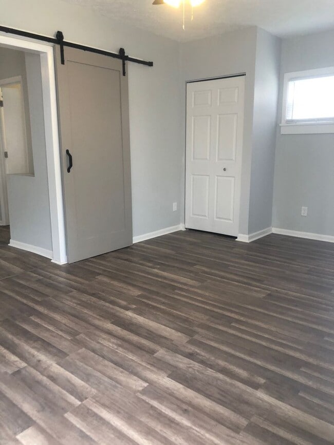 Building Photo - Tremont 2-Bed Single-Family - Available Now!
