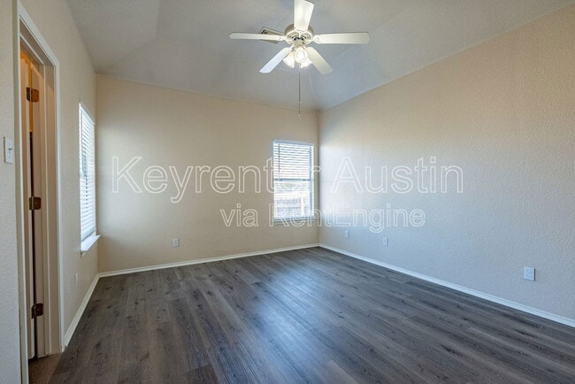 Building Photo - 2822 Southampton Way