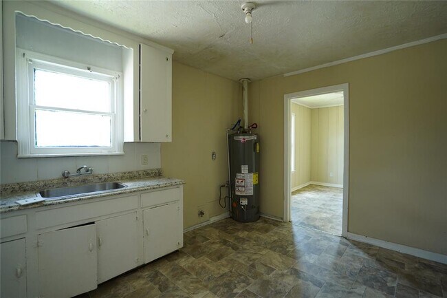 Building Photo - 509 Nimrod St