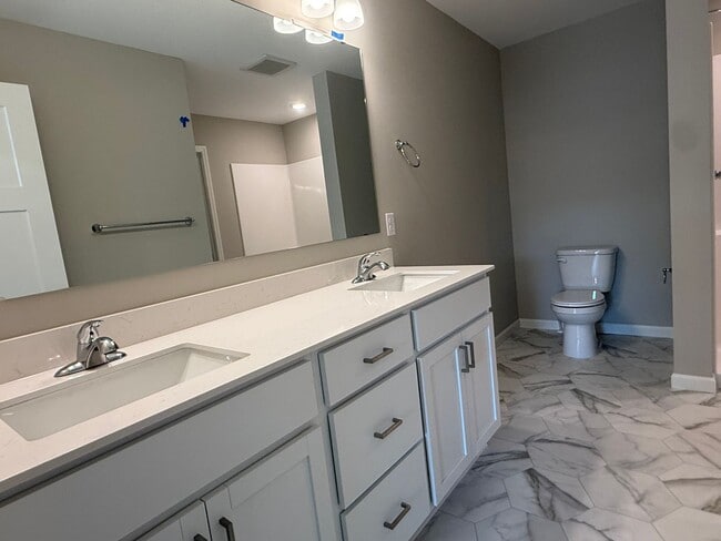 Building Photo - New Construction!  3 bedroom + loft area