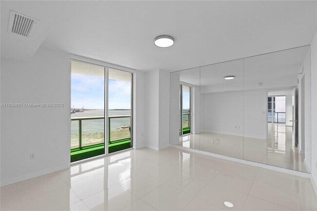 Building Photo - 50 Biscayne Blvd