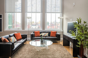 Interior Photo - Shepard School Lofts