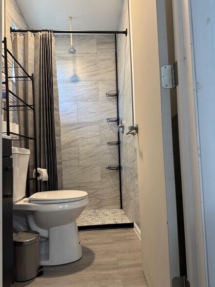 Building Photo - 3321 SW 35th St