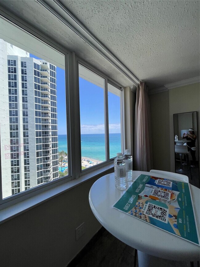 Building Photo - 19201 Collins Ave