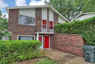 Building Photo - Renovated One Bedroom!!
