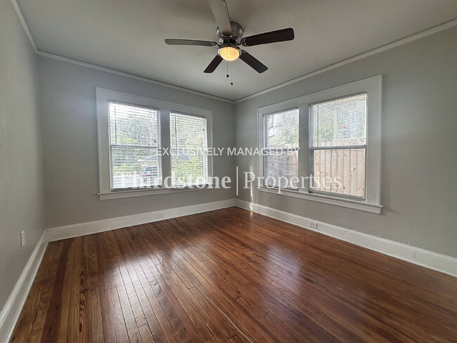 Building Photo - 725 Cherokee St