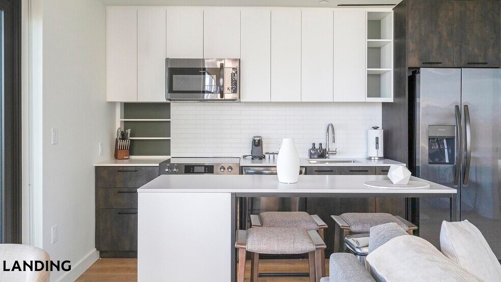 Building Photo - 632 Howard Rd SE