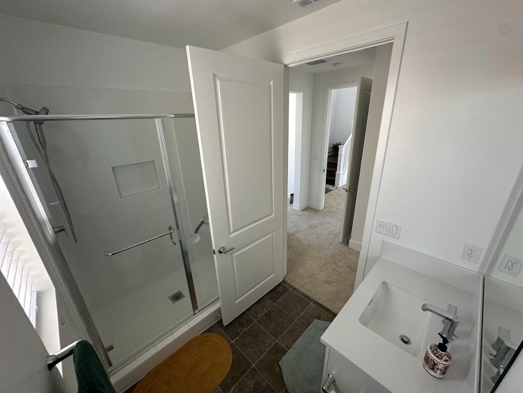 Building Photo - 24392 Calle La Roca