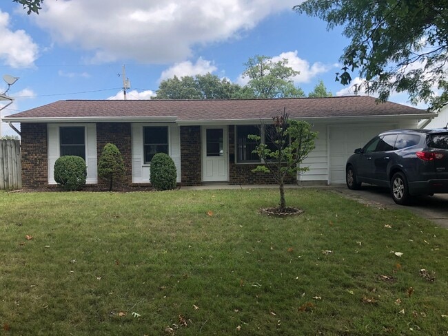 Building Photo - 3521 Ivy League Dr