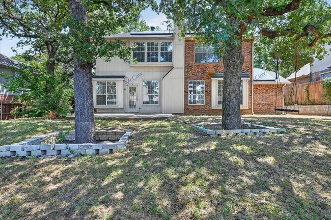 Building Photo - 7845 Ember Oaks Dr