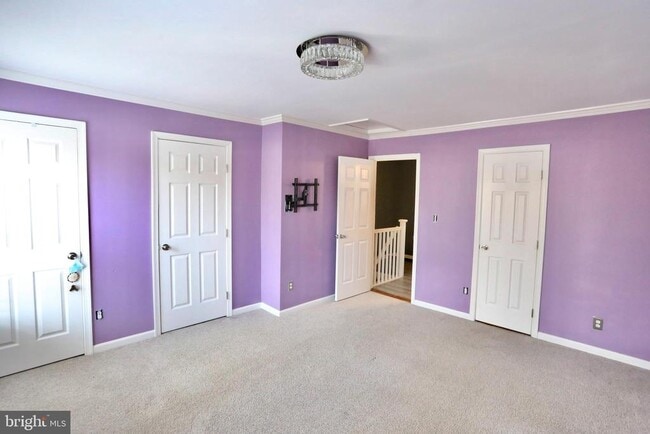 Building Photo - 6623 Skylemar Trail