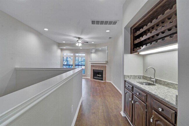 Building Photo - 5100 Verde Valley Ln