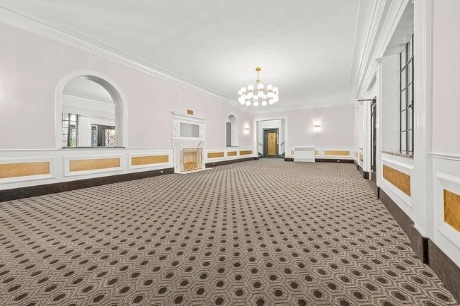 Building Photo - 12416 84th Rd-1D