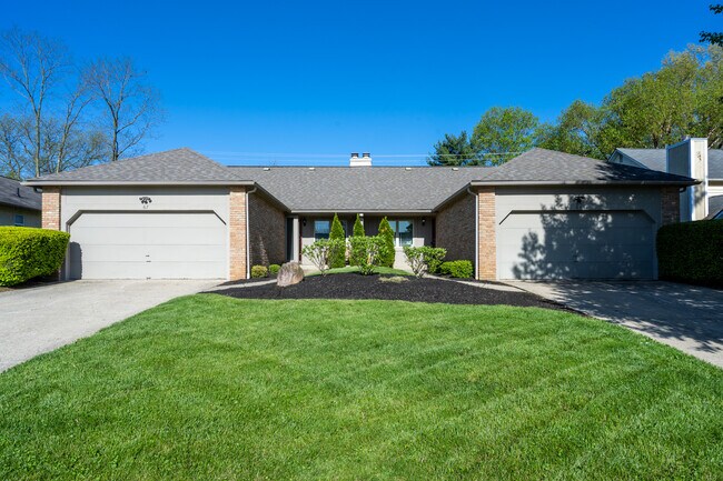 Building Photo - 67 Groton Dr