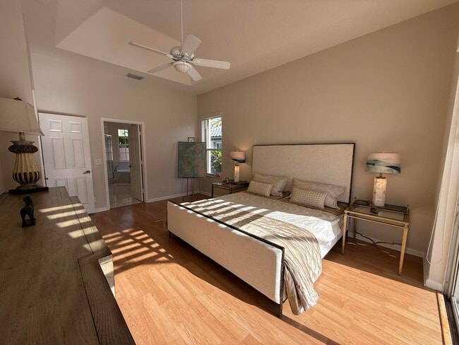 Building Photo - 9392 Cascade Ct