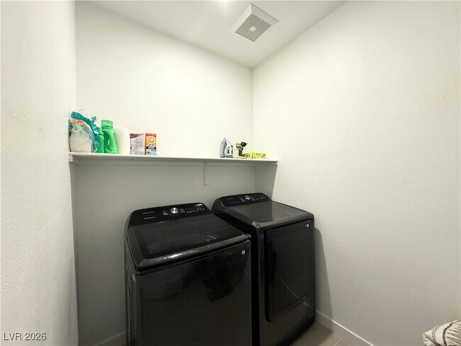 Building Photo - 206 Freeport Vw Pl