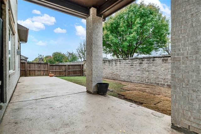 Building Photo - 2517 Las Palmas Ln