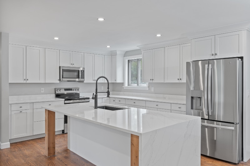 Building Photo - 9149 Wintergreen Dr