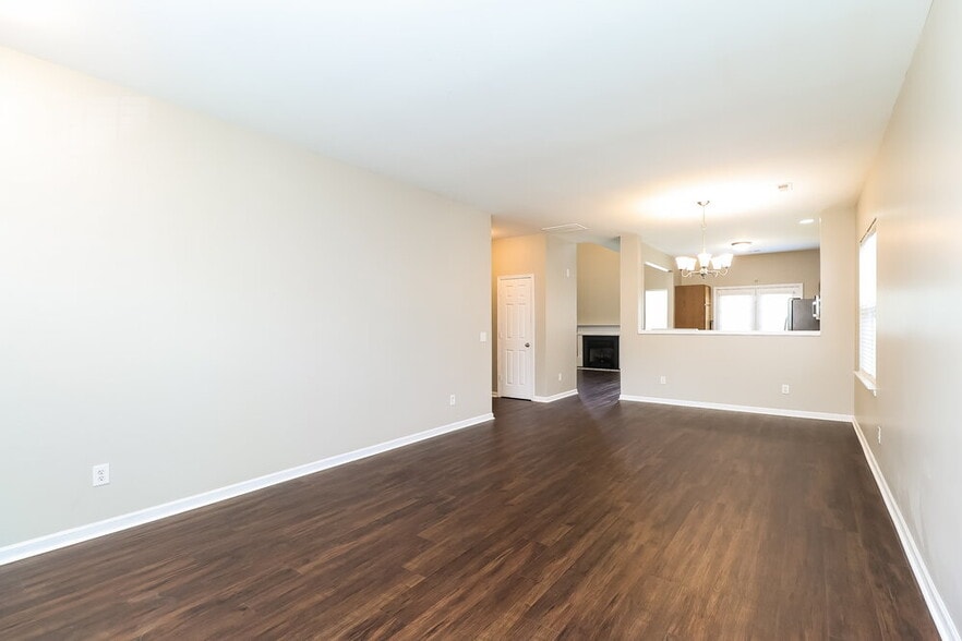 Building Photo - 2619 Rozzelles Landing Dr