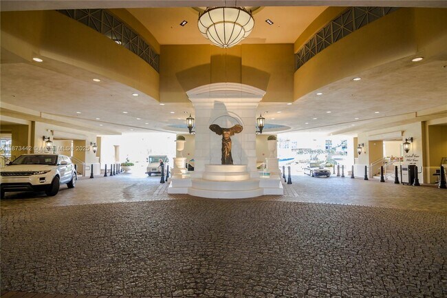 Building Photo - 250 Sunny Isles Blvd