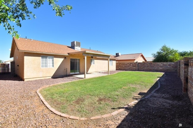 Building Photo - 9673 E 38th St