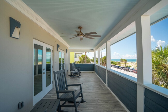 Building Photo - 113-112 12th Ave