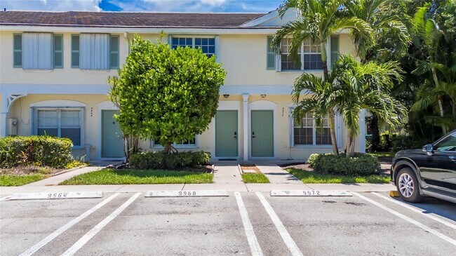 Building Photo - 9968 NW 57th Manor