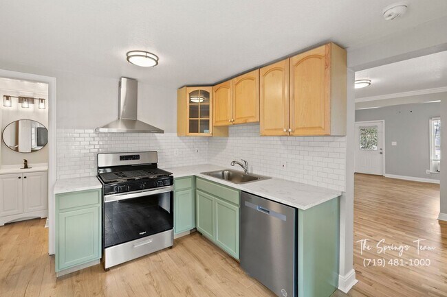 Building Photo - Charming 3 Bedroom + Office Westside Home ...