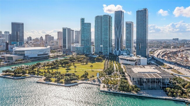 Building Photo - 1040 Biscayne Blvd