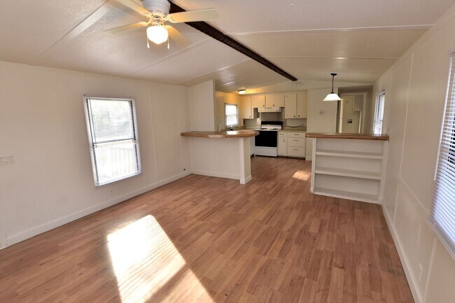 Building Photo - 10059 NC-43