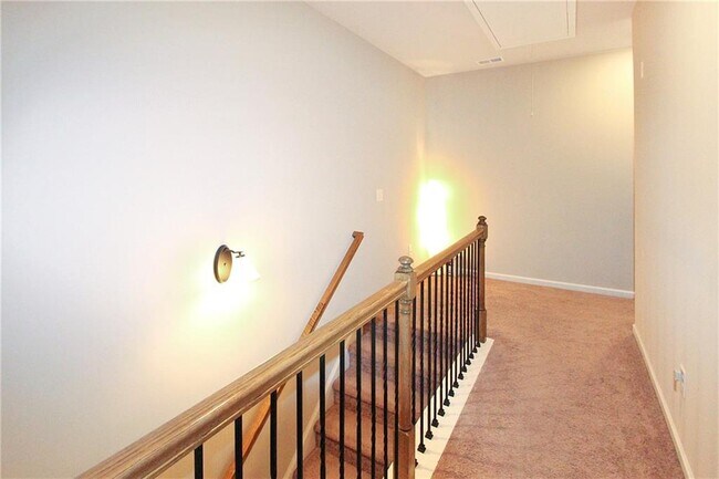 Building Photo - 2273 Buford Town Dr