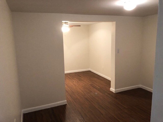 Building Photo - 206 S 15th Ave