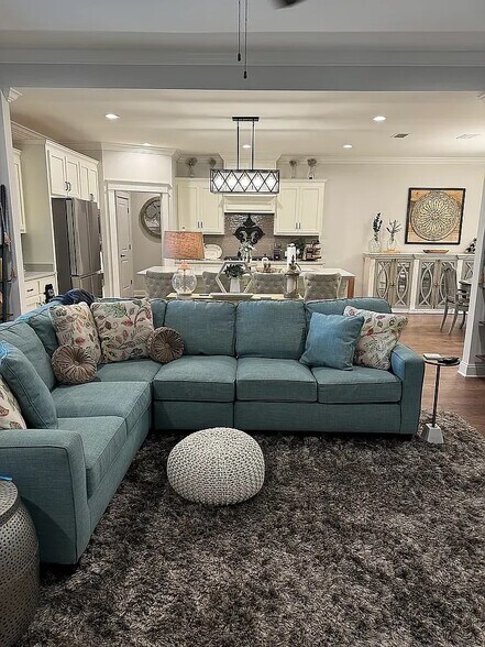 Building Photo - 613 Sharpsburg Ave