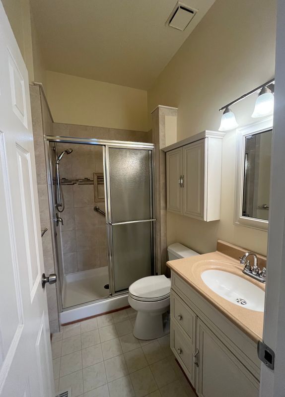 Building Photo - 107 Bentley Ct