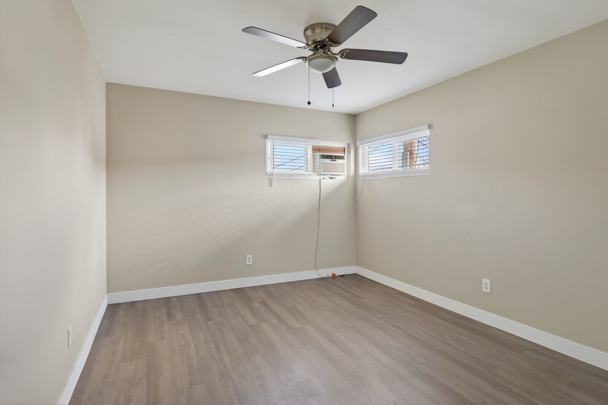 Building Photo - 25218 Loytan St