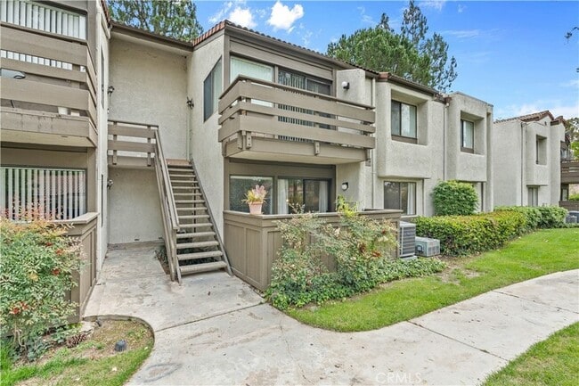 Building Photo - 22886 Hilton Head Dr