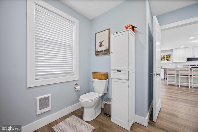 Building Photo - 11021 Bowerman Rd